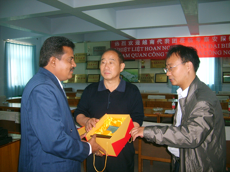 亞洲-緬甸模鍛電液錘客戶來訪